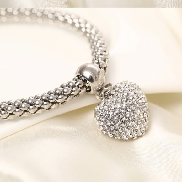 3 piece Charm Bracelet Set - Picture 4 of 6